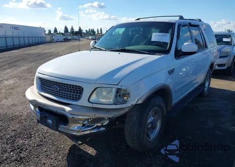 1998 Ford Expedition Eddie Bauer/Xlt from USA, damaged, VIN 1FMFU18L6WLA09372